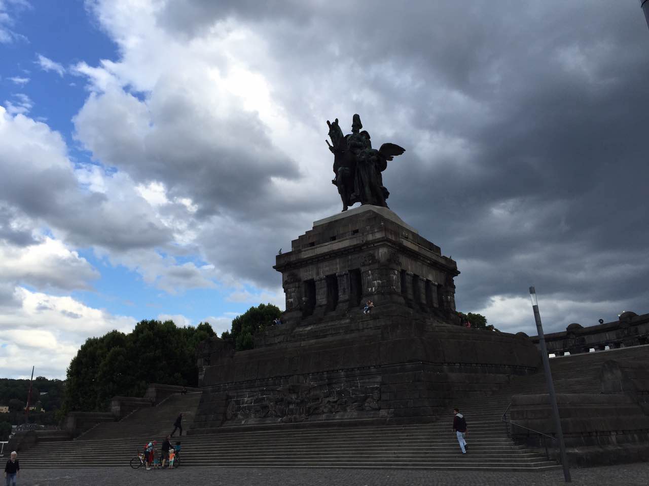 余教授德國鄉村行：浪漫萊茵河自駕游，用手機隨手拍一組系列照片