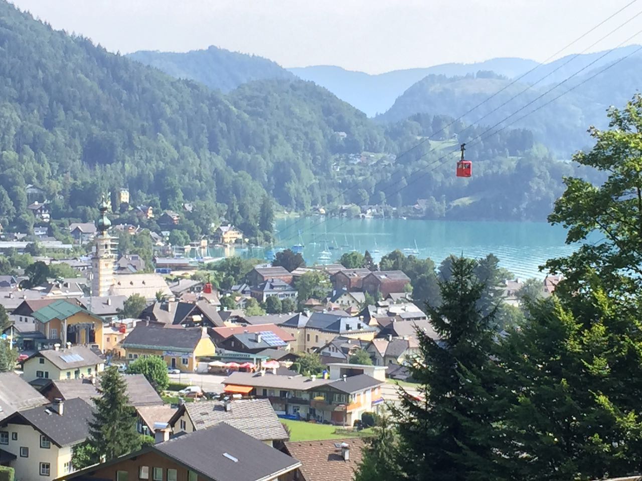 余教授奧地利鄉村行：萬(wàn)科為什么說(shuō)把奧地利小鎮搬回來(lái)？