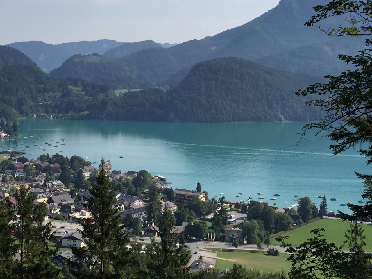 余教授奧地利鄉村行：萬(wàn)科為什么說(shuō)把奧地利小鎮搬回來(lái)？