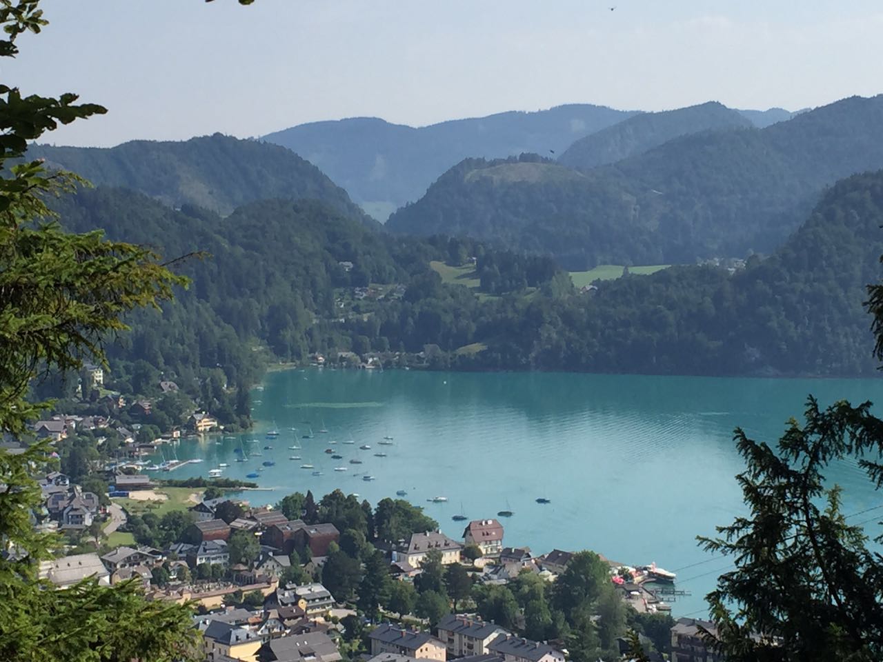 余教授奧地利鄉村行：萬(wàn)科為什么說(shuō)把奧地利小鎮搬回來(lái)？