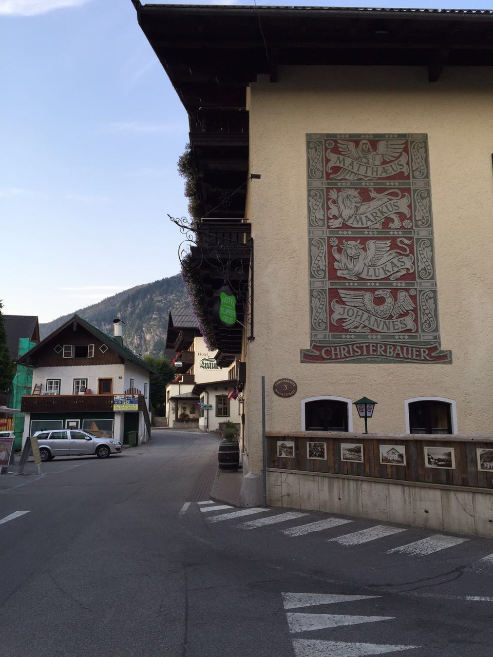 余教授奧地利鄉村行：萬(wàn)科為什么說(shuō)把奧地利小鎮搬回來(lái)？