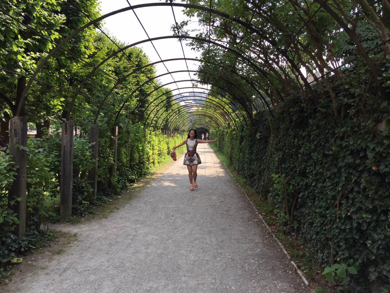 【余教授奧地利鄉村行:音樂(lè )之聲把游客帶到了薩爾斯堡】 【余教授奧地利鄉村行:音樂(lè )之聲把游客帶到了薩爾斯堡】