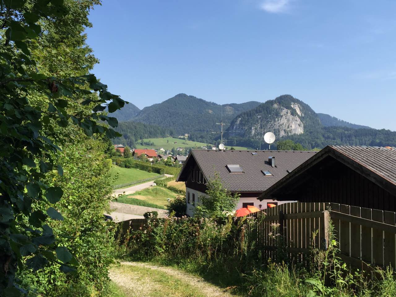 【余教授奧地利鄉村行:音樂(lè )之聲把游客帶到了薩爾斯堡】 【余教授奧地利鄉村行:音樂(lè )之聲把游客帶到了薩爾斯堡】